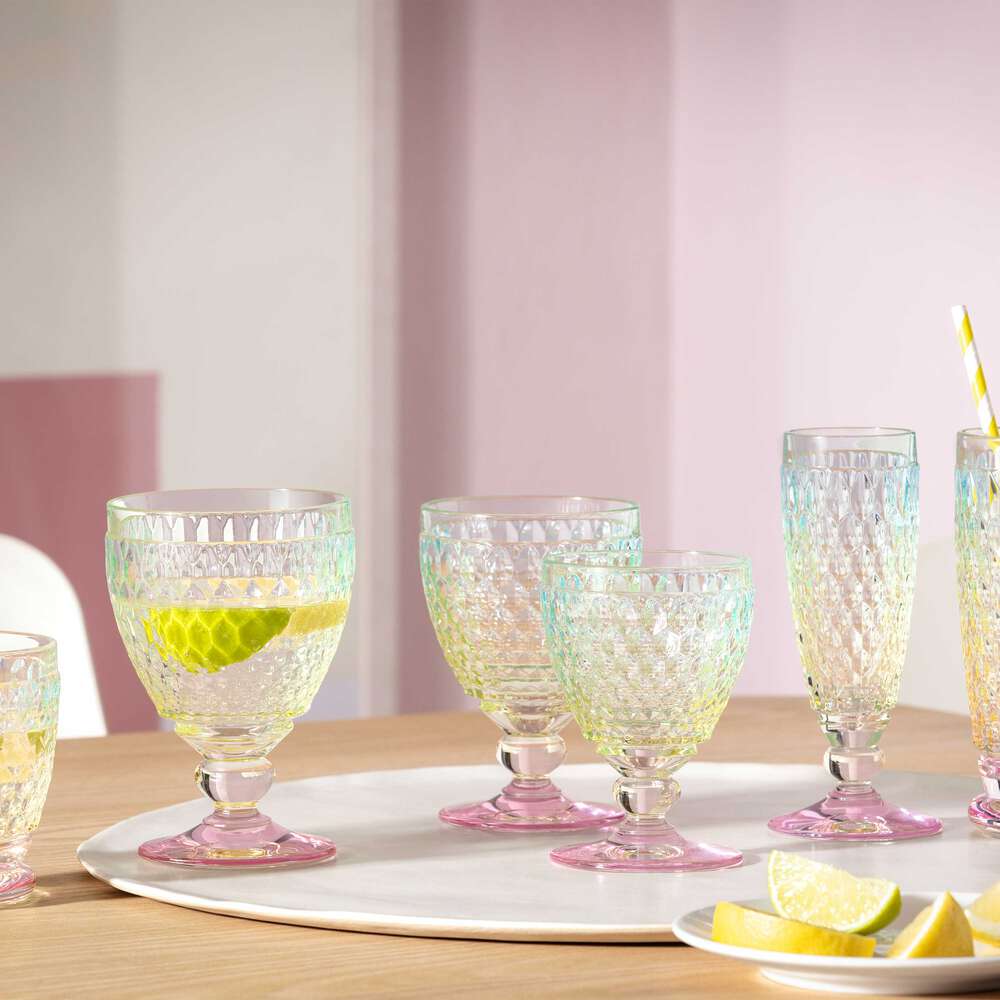 1173330020_1173330030_1173330070_1173330110_1173330130_1173331410_on_coll-1